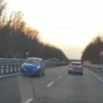 Auto in contromano sulla Superstrada, sfiorato l'incidente nel tratto di Masserano VIDEO