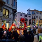 Biella, manifestazione in piazza Santa Marta dopo le dimissioni di Delmastro FOTO e VIDEO Nicola Rasolo per newsbiella.it