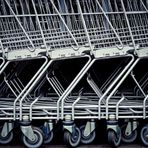 Gaglianico, tentano di uscire con due carrelli senza passare dalle casse: lasciati oltre 600 euro di prodotti (foto di repertorio) Gaglianico, tentano di uscire con due carrelli senza passare dalle casse: lasciati oltre 600 euro di prodotti (foto di repertorio)