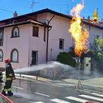 Castelletto Cervo, perdita dalla valvola di un serbatoio di GPL: in corso bonifica in torcia FOTO e VIDEO Castelletto Cervo, perdita dalla valvola di un serbatoio di GPL: in corso bonifica in torcia FOTO e VIDEO