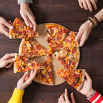 Brusnengo, tra sapori e auto d’epoca: “Tutti in piazza per una pizza pazza” Brusnengo, tra sapori e auto d’epoca: “Tutti in piazza per una pizza pazza”