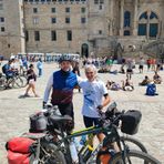 Da Oropa a Santiago in bicicletta: Andrea Mercando ha concluso l’impresa dedicata alla Passione di Sordevolo FOTO