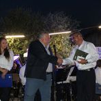 Zimone, un concerto e una cena in piazza per festeggiare i 20 anni di direzione del maestro Cristiano Migazzo (foto dalla pagina Facebook di Unione Musicale Zimonese) Zimone, un concerto e una cena in piazza per festeggiare i 20 anni di direzione del maestro Cristiano Migazzo (foto dalla pagina Facebook di Unione Musicale Zimonese)