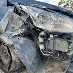 Villanova Biellese, perde il controllo dell'auto in rotonda  e finisce fuori strada (foto di repertorio)