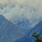 Monte Barone, il fuoco minaccia le baite e raggiunge il Rifugio: quasi 1.000 ettari in fumo, foto Toni Crestani