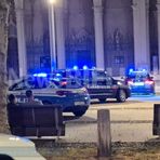 Ragazzi molesti in piazza Duomo, identificati quattro giovani tra i 21 e i 27 anni foto Nicola Rasolo per newsbiella.it Ragazzi molesti in piazza Duomo, identificati quattro giovani tra i 21 e i 27 anni foto Nicola Rasolo per newsbiella.it