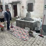 I ragazzi della Comunità AISE di Caprile restaurano la fontana della Frazione Persica I ragazzi della Comunità AISE di Caprile restaurano la fontana della Frazione Persica