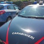 Biella, lite e minacce al supermercato: uomo si rifugia in un bar all’arrivo di Polizia e Carabinieri (foto di repertorio)