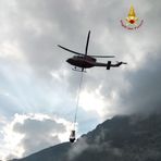 Mucca bloccata in zona impervia, operazione di recupero in alta Valsessera (foto di repertorio) Mucca bloccata in zona impervia, operazione di recupero in alta Valsessera (foto di repertorio)
