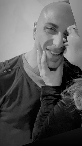 San Valentino: &quot;Non ti chiedo tanto, ma se resti mi fai felice&quot;