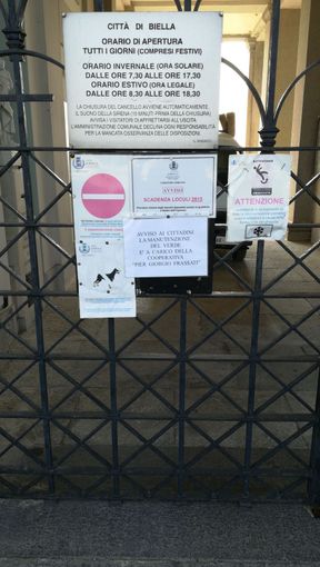 Delmastro: "Cartelli fantasma al cimitero di Biella"