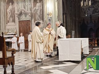 Biella celebra la Pasqua in Duomo, il vescovo Farinella: "Rialziamoci alla nuova sorgente di vita" - Foto di Mattia Baù per newsbiella.it