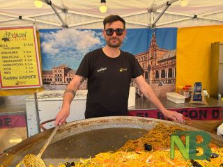 Biella, Mercato internazionale "Regioni d'Europa": un viaggio tra sapori, profumi e tradizioni - Foto di Davide Finatti per newsbiella.it Biella, Mercato internazionale "Regioni d'Europa": un viaggio tra sapori, profumi e tradizioni - Foto di Davide Finatti per newsbiella.it