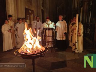 "La notte più luminosa dell'anno": Veglia Pasquale al Duomo di Biella - Foto di Mattia Baù / dalla pagina Facebook del vescovo Farinella