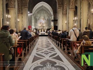 "La notte più luminosa dell'anno": Veglia Pasquale al Duomo di Biella - Foto di Mattia Baù / dalla pagina Facebook del vescovo Farinella