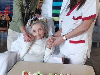 Biella, Roselsi spegne 102 candeline: grande festa per un grande traguardo