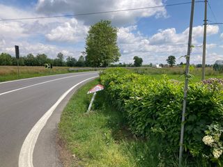 Vandali in azione: abbattuti una decina di cartelli stradali tra Mongrando e Biella.