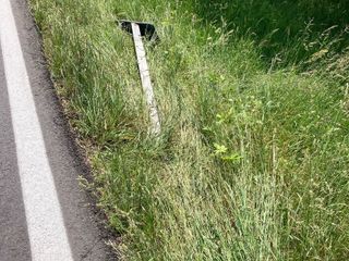 Vandali in azione: abbattuti una decina di cartelli stradali tra Mongrando e Biella.