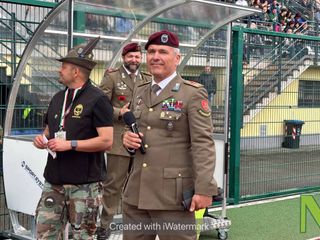 Biella, grande spettacolo al Pozzo - La Marmora: i paracadutisti si lanciano per l'Adunata - Servizio di Maria Camilla Toffetti per newsbiella.it