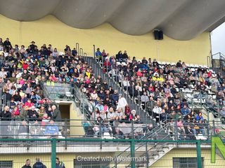 Biella, grande spettacolo al Pozzo - La Marmora: i paracadutisti si lanciano per l'Adunata - Servizio di Maria Camilla Toffetti per newsbiella.it