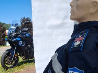 Oltre le sbarre: la Polizia Penitenziaria incontra i cittadini a Mongrando Oltre le sbarre: la Polizia Penitenziaria incontra i cittadini a Mongrando