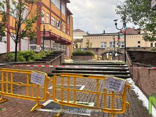 Tetti divelti, allagamenti e blackout: il maltempo devasta il Biellese. Crolla il tetto della scuola Leonardo Da Vinci a Cossato