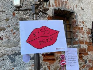 Candelo si accende per la Notte Romantica: San Valentino estivo nel cuore del Ricetto