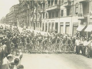 “Essere o non essere” al teatro Odeon di Biella, per festeggiare i cento anni di UCAB “Essere o non essere” al teatro Odeon di Biella, per festeggiare i cento anni di UCAB