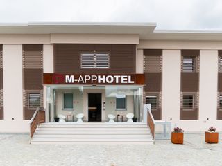 L’inaugurazione di M-AppHotel: arte e ospitalità per il biellese