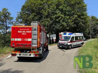 Pettinengo, auto fuori strada FOTO Davide Finatti per newsbiella.it