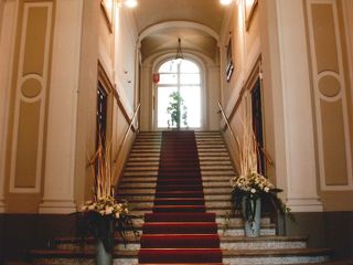 Ingresso a Palazzo Oropa foto copyright Roberto Marchisotti