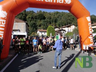 Miagliano corre insieme: 104enne e 92enne emozionano al Villa Poma Trail FOTO Davide Finatti per newsbiella.it