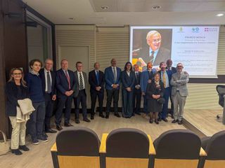 A Biella un omaggio a Franco Mosca: intitolata una via e la sala di chirurgia robotica dell’Ospedale FOTO