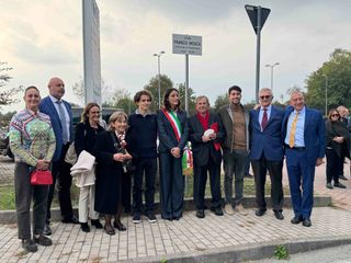 A Biella un omaggio a Franco Mosca: intitolata una via e la sala di chirurgia robotica dell’Ospedale FOTO