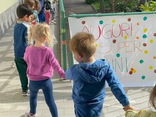 La festa dei nonni alla materna Cucco di Chiavazza tra sorrisi ed emozioni La festa dei nonni alla materna Cucco di Chiavazza tra sorrisi ed emozioni