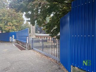 Addio alla vecchia scuola Cerruti a  Biella, al via la demolizione FOTO