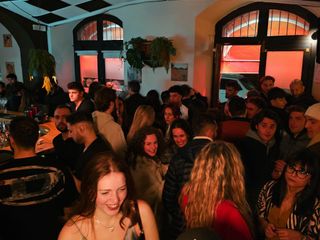 Riapre il Galileo: il cuore pulsante della movida biellese torna a battere più forte che mai!