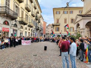 Biella, nuovo corteo per la Palestina nel centro città FOTO