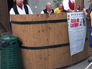 Grande successo per la “Festa d’la Castigna” di Piverone FOTO e VIDEO Lauretta Gronda per newsbiella.it