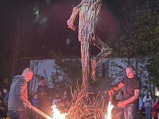 Graglia festeggia Halloween: il paese tra zucche, dolcetti e spettacoli Graglia festeggia Halloween: il paese tra zucche, dolcetti e spettacoli