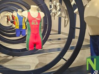 FILA inaugura il suo Brand Experience Center: un “ritorno a casa” strategico nella storica sede di Biella che unisce heritage e futuro FOTO FILA inaugura il suo Brand Experience Center: un “ritorno a casa” strategico nella storica sede di Biella che unisce heritage e futuro FOTO