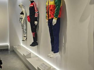 FILA inaugura il suo Brand Experience Center: un “ritorno a casa” strategico nella storica sede di Biella che unisce heritage e futuro FOTO FILA inaugura il suo Brand Experience Center: un “ritorno a casa” strategico nella storica sede di Biella che unisce heritage e futuro FOTO