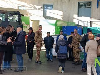 Solidarietà da Biella al Libano: raccolti otto bancali di giochi per i bambini della Blue Line FOTO Mattia Baù per newsbiella.it Solidarietà da Biella al Libano: raccolti otto bancali di giochi per i bambini della Blue Line FOTO Mattia Baù per newsbiella.it
