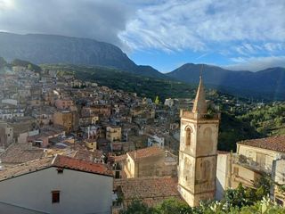 Salussola porta la panissa in Sicilia: un legame di memoria e amicizia con Isnello FOTO