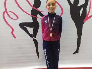 Ritmica, Ginevra Lanza è d’argento nel regionale FGI Silver LB, quarto posto per Andrea Viola Adamo