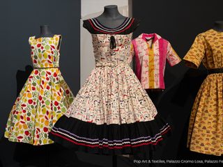 Andy Warhol a Biella: la mostra Pop Art &amp; Textiles tra opere iconiche e tessuti inediti