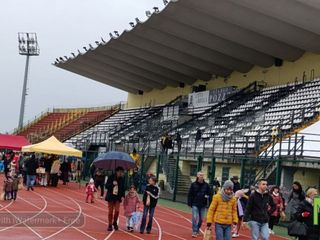 Babbo Natale Paracadutista a Biella: niente lancio dal cielo, ma regali ai bambini
