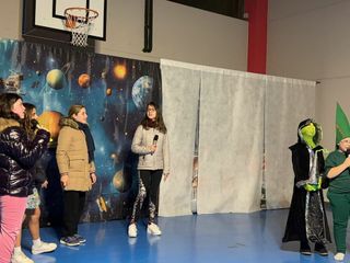 Gli allievi delle elementari di Castelletto Cervo architetti di “Un Viaggio di Natale”