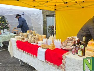 Strona, mercatino e iniziative natalizie: alberi creativi e musica per le vie del paese FOTO e VIDEO di Catia Ciccarelli per newsbiella.it