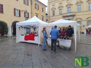 Al Mercatino degli Archi regali, artigianato e solidarietà a Biella FOTO Nicola Rasolo per newsbiella.it Al Mercatino degli Archi regali, artigianato e solidarietà a Biella FOTO Nicola Rasolo per newsbiella.it